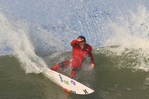 Filipe Toledo em free surf português