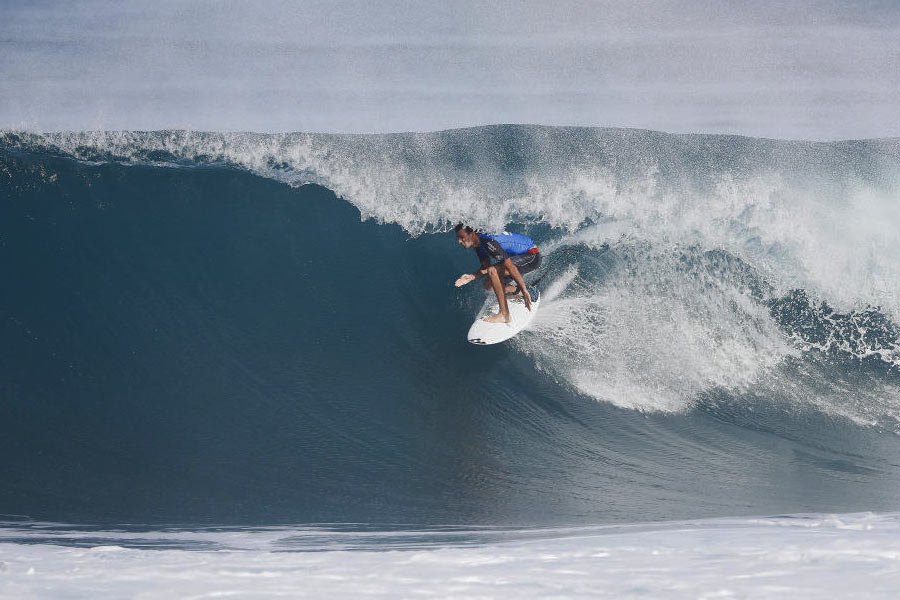 Frederico Morais volta a competir no Pipe Masters onde ficou em 25.º lugar em 2016.