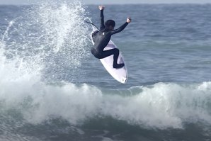 Diogo Martins tráz-nos inspiração num vídeo repleto de bons momentos de surf