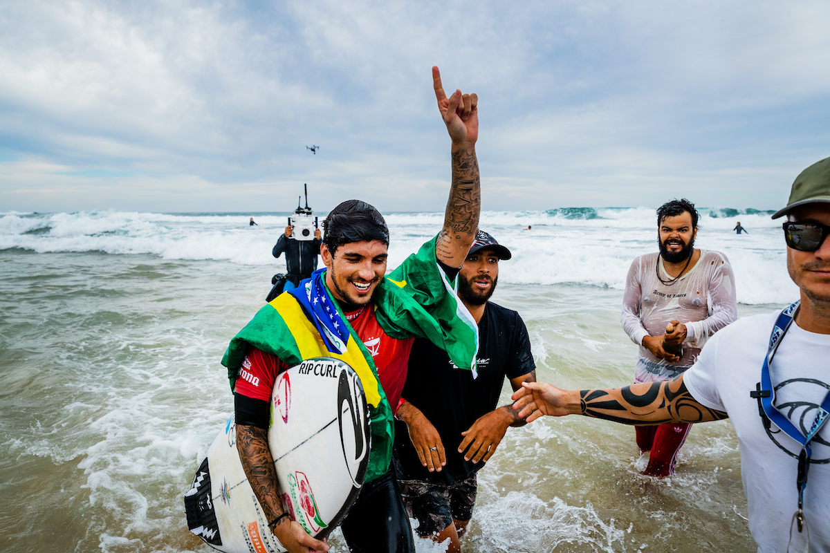 Gabriel Medina, vencedor do Rip Curl Narrabeen Classic