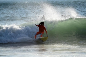 CONDIÇÕES DE GALA NO 1º INTERSÓCIOS DE 2016 DO CLUB DE SURF DO PORTO