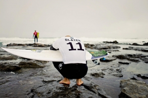 Kelly Slater eliminado em França põe em causa vinda a Peniche