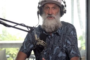 "A Final do CT devia ser exclusiva àqueles que matematicamente têm possibilidades de conseguir o Título", sugere Barton Lynch