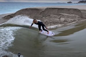 Entre o mar e o rio, uma onda improvisada por Blair Conklin e Jack Tenney