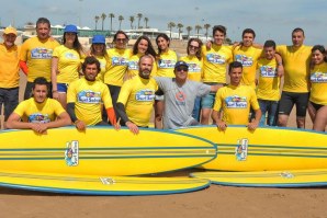 PRAIA DE SANTA CRUZ RECEBE “SURF SALVA” PARA UM VERÃO MAIS SEGURO