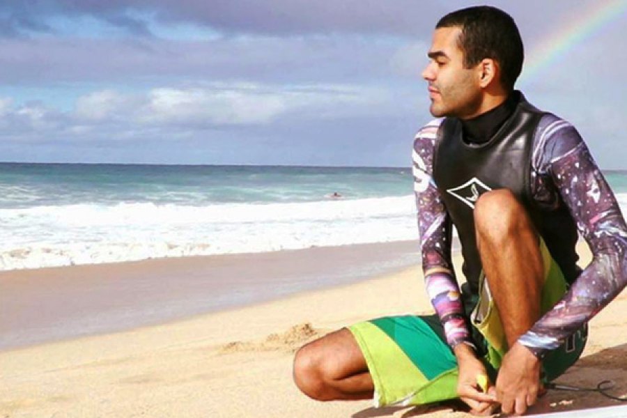 Surfista cego dropou onda de 5 metros na Praia do Norte.