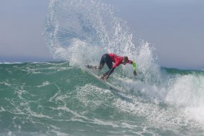 Jesse Mendes, líder do ranking QS, mantém-se em prova.