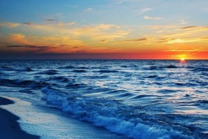 A Sul, nunca a água do mar esteve tão quente, nos últimos 35 anos.