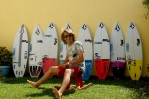 João bem feliz com o seu novo quiver DHD