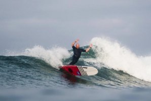 Bicampeão mundial, Phil Rajzman vai competir na próxima etapa do Longboard Tour