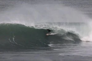 O Inverno de 2023 na Ericeira, resumido em 33 tubos e 22 surfistas