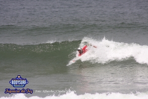 Miguel Rocha vence a 2ª etapa do Campeonato Nacional de Bodysurf