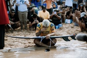 Italo Ferreira é um homem de fé. Click por time24.news