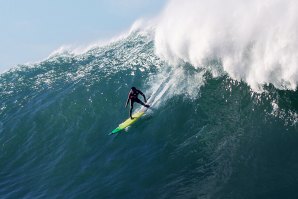 COMPETIÇÃO EM ONDAS GRANDES VOLTA A MAVERICKS