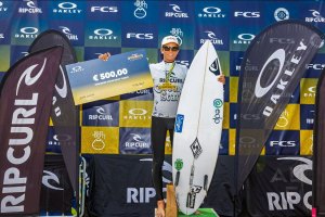 Rip Curl GromSearch 2025 coroa campeões em dia de excelência na Caparica