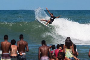 BINO LOPES E SILVANA LIMA VENCEM PRAIA DO FORTE PRO