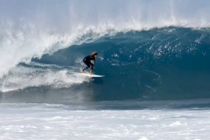 Ponta Preta a bombar: tubos para a esquerda e direita no Sal, Cabo Verde