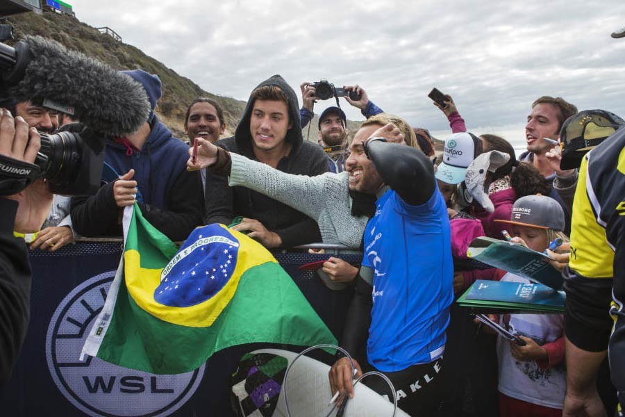 O rider brasileiro quase não conseguiu falar na "flash interview".