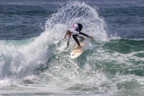 Encontrados os vencedores do Rip Curl GromSearch em Peniche