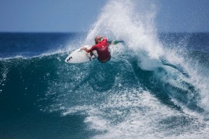 Shane Dorian é o defensor do troféu nas Maldivas.