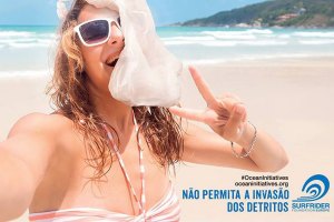 Limpeza de Praia em São João da Caparica
