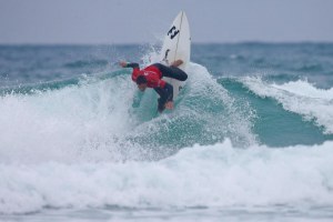 TOMÁS FERNANDES EM TERCEIRO LUGAR NO BOARDMASTERS