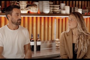 Kika Veselko e o seu treinador Rodrigo Sousa abrem o coração e falam sobre o título mundial de surf de Kika