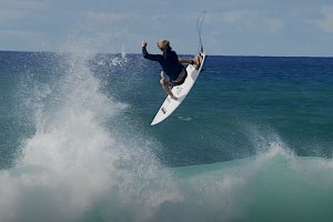 ROCKY POINT ON FIRE, com John John Florence em alta performance