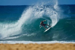 NATE YEOMANS &amp; AMIGOS POR CASA