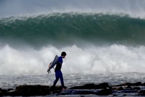 Jeffreys Bay clássico com John John Florence, João Chianca, Gabriel Medina e cia