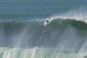 Surfing in Alentejo com Yolanda Sequeira