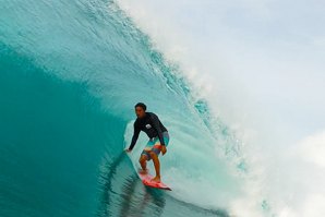 À descoberta da Papua Nova Guné com Mikala Jones