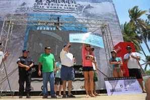 A australiana Keely Andrew venceu a edição inaugural do evento em El Salvador. 