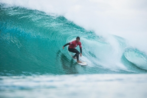 NA ROTA DO TÍTULO: GABRIEL MEDINA