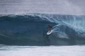 Miguel Blanco a usufruir do &quot;Hawaiian juice&quot;.
