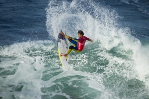 Kanoa Igarashi: &quot;Os Coxos são a minha onda preferida&quot;