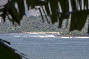 As longas e perfeitas direitas de um secret spot algures em Luzon