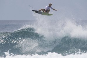 Josh Kerr a voar para bem longe em Sultans.
