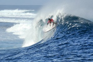 Cloudbreak &quot;on fire&quot; e Gabriel Medina a dar show.