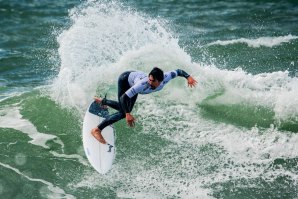 Francisco Alves é um dos surfistas que não falhou a chamada para o arranque da Liga.