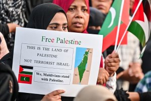 Comunidade surfista das Maldivas condena Israel e pede que turistas israelitas sejam proibidos de entrar no país