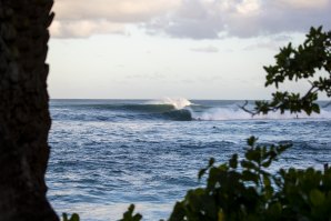 Fraca ondulação atrasa o primeiro dia do Hurley Pro Sunset Beach