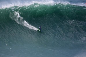 A PÁSCOA (AGITADA) DE PEDRO SCOOBY NA NAZARÉ