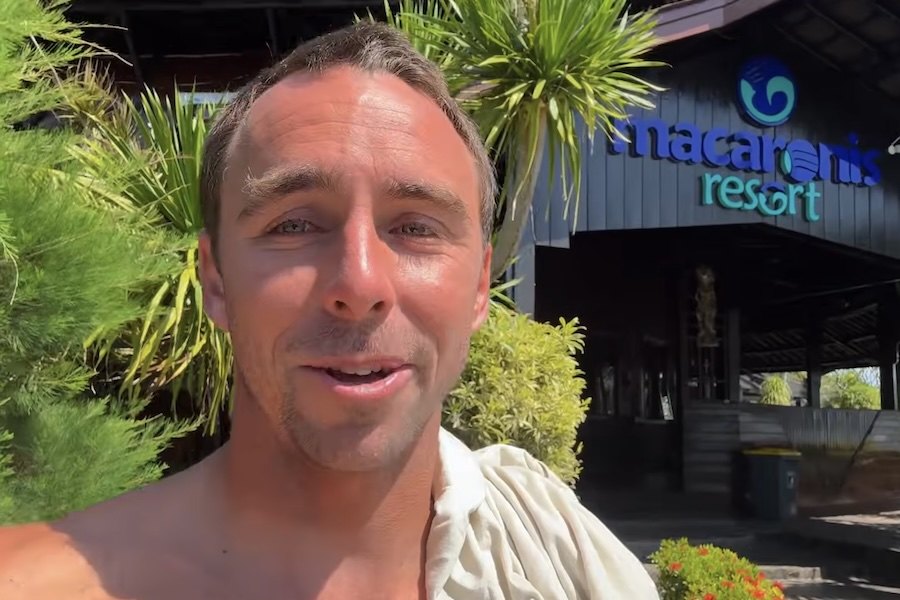Como um corte de uma quilha pode mudar o rumo de uma viagem perfeita às Mentawai