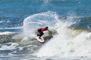 Francisco Ordonhas brilha em jornada dominada pela nova geração no Allianz Figueira Pro