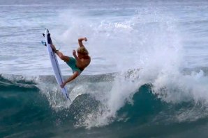BRODI SALE É UMA DAS NOVAS SENSAÇÕES DO SURF HAWAIANO