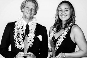 CARISSA MOORE E JOHN JOHN LEVAM A MELHOR NOS PRÉMIOS DA SURFER MAGAZINE