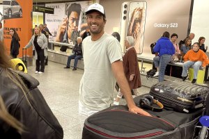 Frederico Morais à chegada a Lisboa