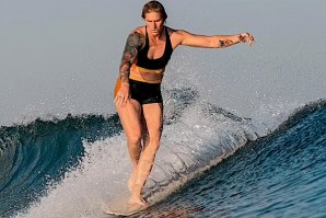 Sasha Jane Lowerson é uma das novas caras da Rip Curl Women