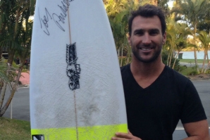 PARKO LEILOA PRANCHA PARA AJUDAR A SALVAR BALI